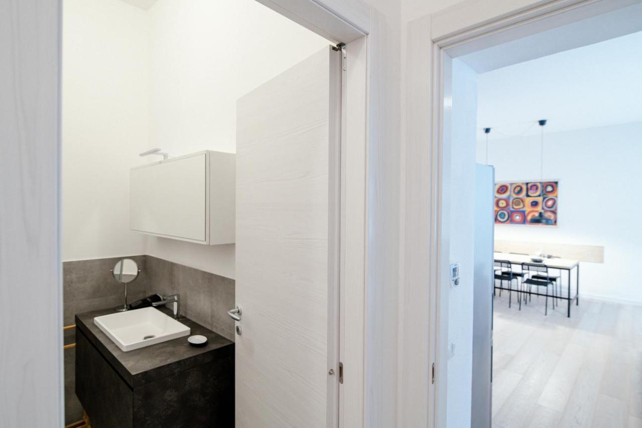 Borgovico Garden - The House Of Travelers Apartment Como